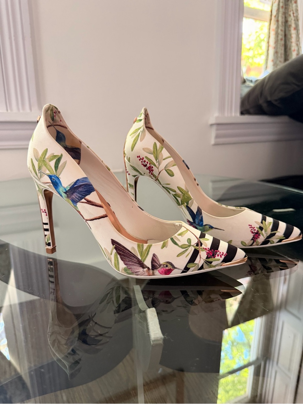Ted Baker Floral Bird Print Pointed Toe Pumps - Ivory